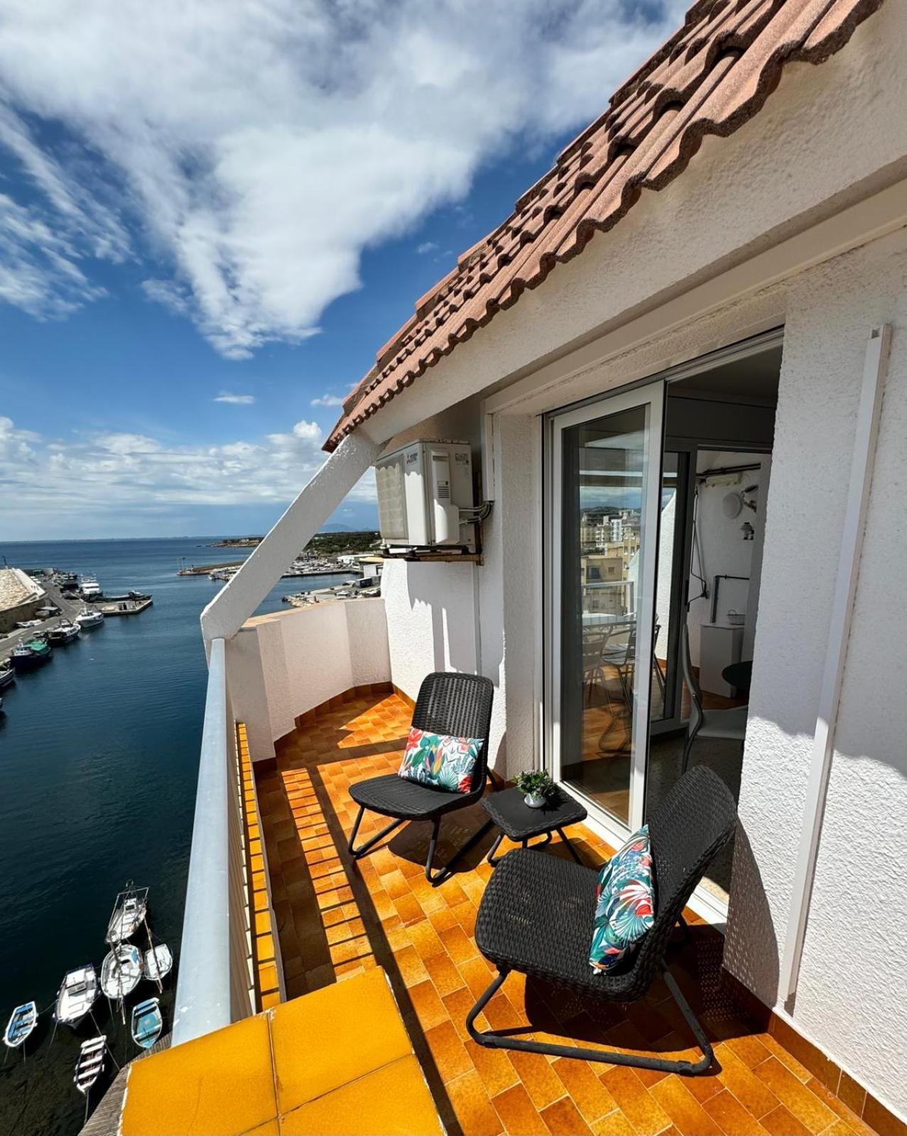 Charming Sea Front 3 Bedroom Apartment - Incredible Views! لاميتّيا ذي مار المظهر الخارجي الصورة